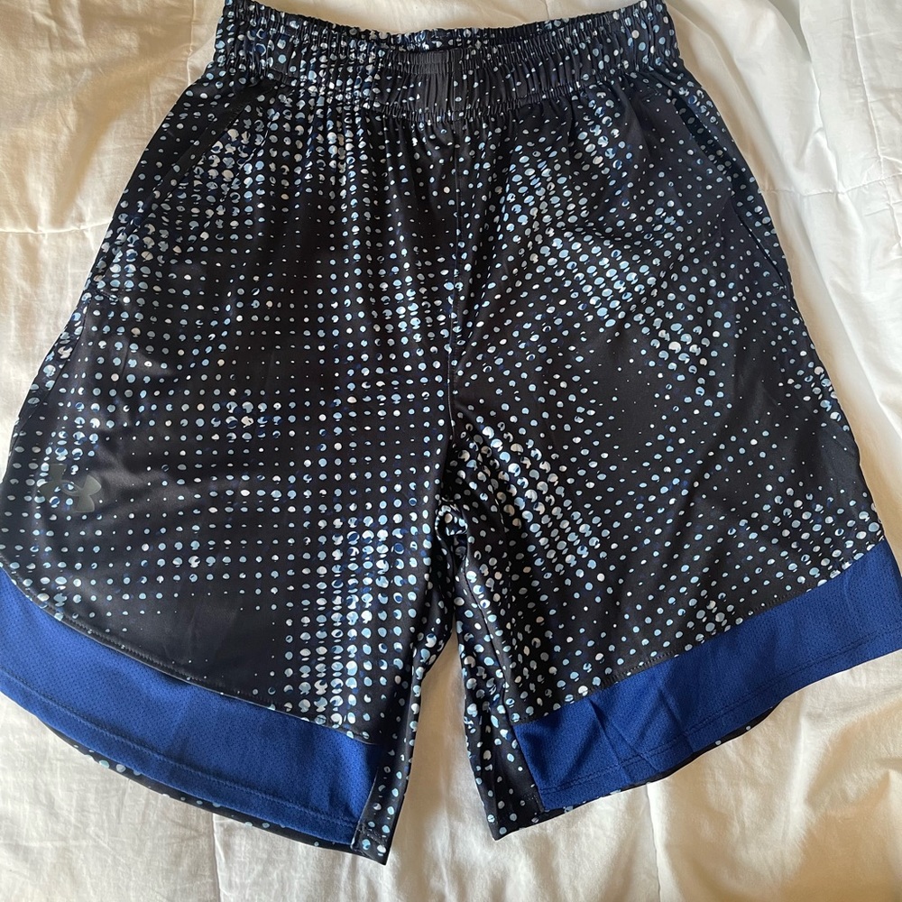NWT Men's UA Train Stretch Printed Shorts